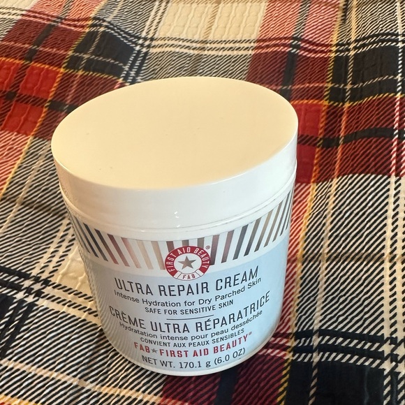 Ultra Repair Cream - Picture 2 of 3